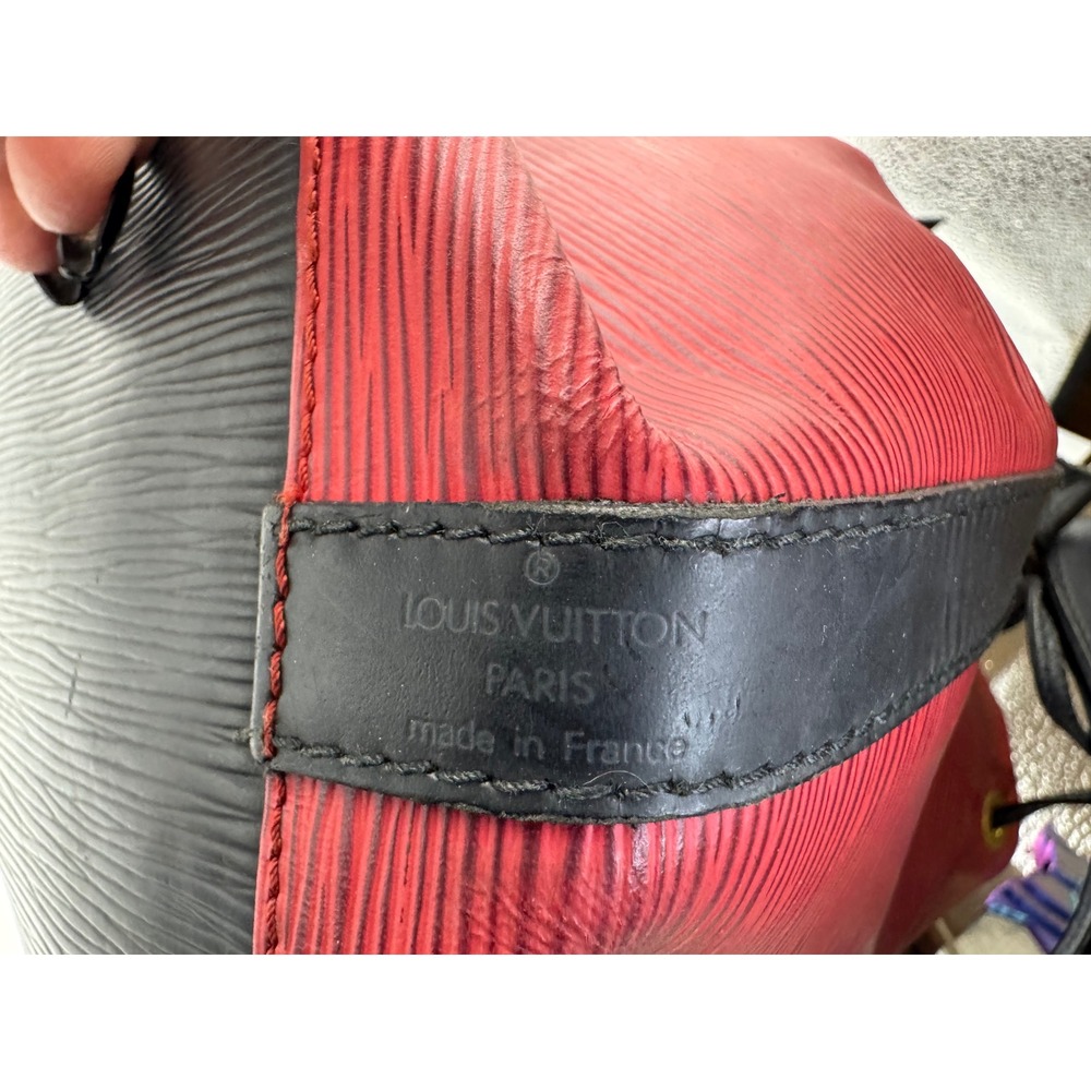 Louis Vuitton Red and Black Epi Leather Bucket Bag - Picture 5 of 6